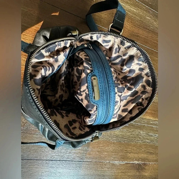 B. Makowsky shoulder bag - Picture 5 of 13